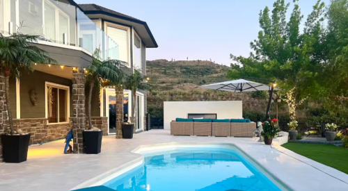 Kelowna's number of short-term rentals has plunged from 2,400 to 388